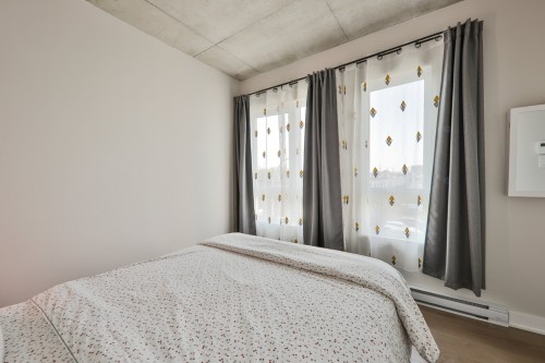 Master Bedroom - 306-7275 Rue D'Abancourt, Montréal (Saint-Léonard), QC - Indoor Photo Showing Bedroom