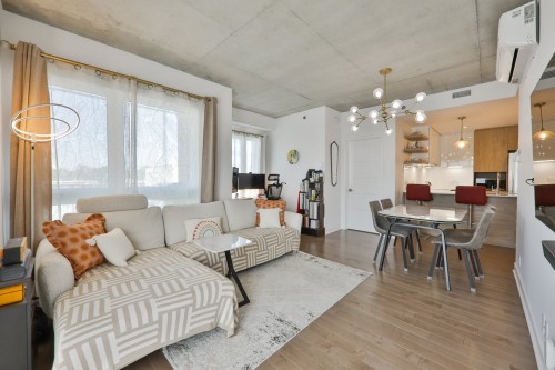 Overall view - 306-7275 Rue D'Abancourt, Montréal (Saint-Léonard), QC - Indoor Photo Showing Living Room