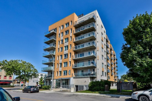 Front of Structure - 306-7275 Rue D'Abancourt, Montréal (Saint-Léonard), QC - Outdoor With Balcony With Facade