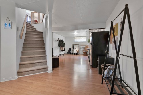 Salle familiale - 41 Rue André-Beauregard, Verchères, QC - Indoor Photo Showing Other Room
