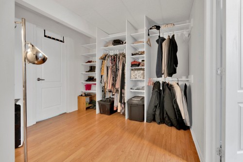 Rangement - 41 Rue André-Beauregard, Verchères, QC - Indoor With Storage
