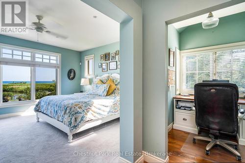 Primary bedroom with views over Georgian Bay - 176 Bartlett Boulevard, Collingwood, ON 