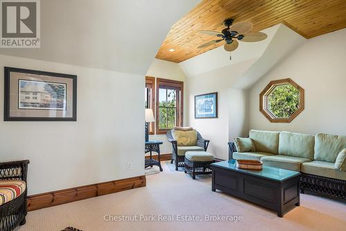 2nd floor Den/tv room - 176 Bartlett Boulevard, Collingwood, ON 