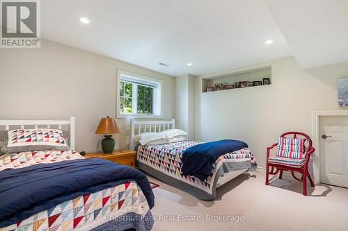Spacious basement bedroom - 176 Bartlett Boulevard, Collingwood, ON 