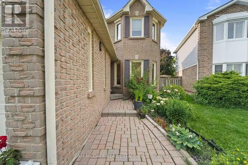6251 Saltmarsh Court, Mississauga, ON 
