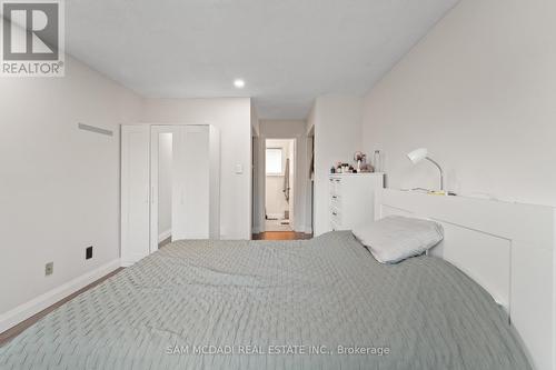 6251 Saltmarsh Court, Mississauga, ON 