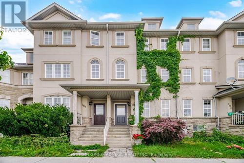 190 BANTRY AVENUE  Richmond Hill, ON L4B 4T6