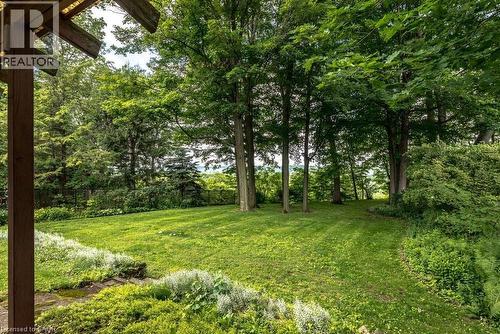 803 Montgomery Drive, Ancaster, ON 