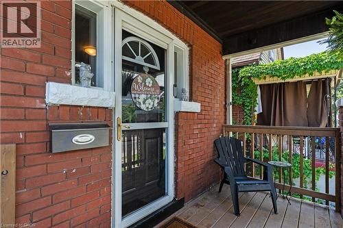 124 Balsam Avenue N, Hamilton, ON 