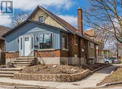 27 WHARNCLIFFE ROAD S  London South (South E), ON N6J 2J5