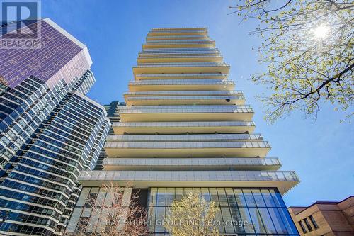 2706 - 57 ST. JOSEPH STREET  Toronto, ON M5S 0C5