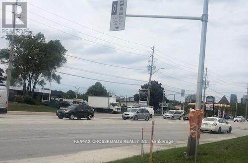 2100 Dundas Street E, Mississauga, ON 