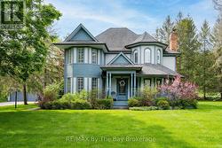 9 PURPLE HILL LANE Clearview, ON L0M 1G0
