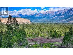5571 93/95 Highway Fairmont Hot Springs, BC V0B 1L2