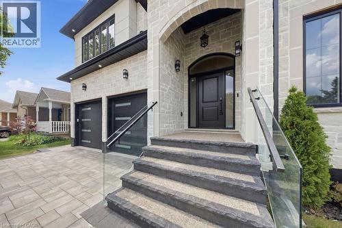 62 Jeremy Street, Hamilton, ON 