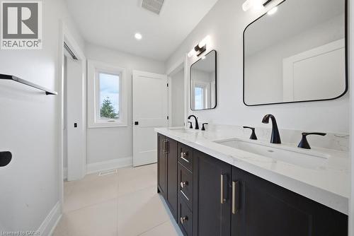 62 Jeremy Street, Hamilton, ON 