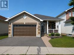 4070 CANYON WALK DRIVE  Ottawa, ON K1V 1W4