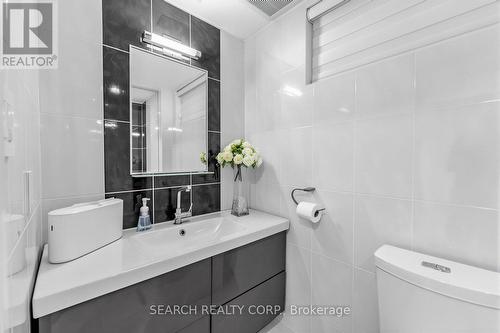 1421 Watersedge Road, Mississauga, ON 