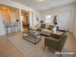 3/Main-11 Beaconsfield Avenue  Toronto, ON M6J 3J1