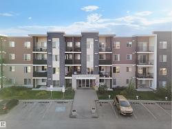 #313 11820 22 AV SW  Edmonton, AB T6W 2A2