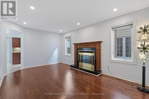 1552 Blohm Drive, Ottawa, ON 