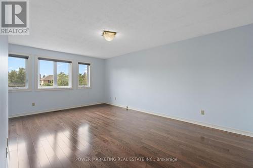 1552 Blohm Drive, Ottawa, ON 