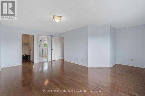 1552 Blohm Drive, Ottawa, ON 