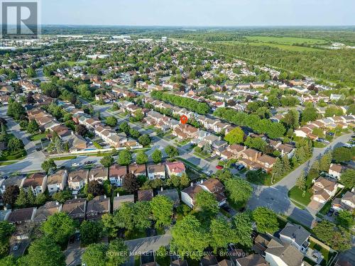 1552 Blohm Drive, Ottawa, ON 