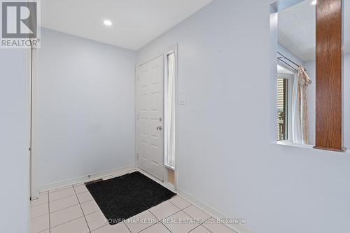 1552 Blohm Drive, Ottawa, ON 