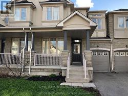 4 STOOKES CRESCENT Richmond Hill, ON L4E 0J3
