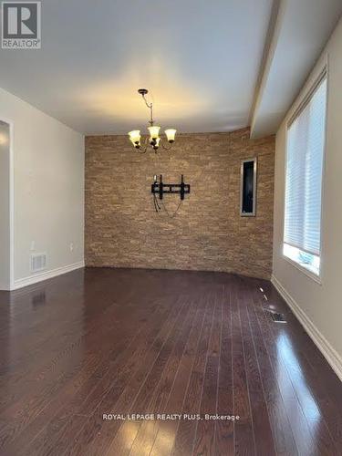 3246 Ridgeleigh Heights, Mississauga, ON - Indoor Photo Showing Other Room