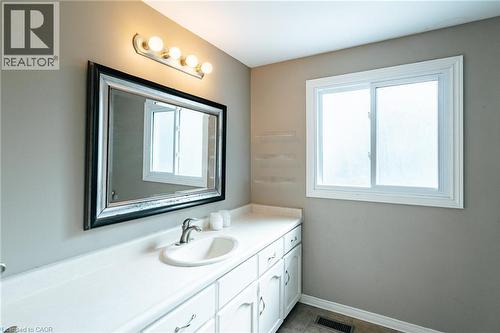 277 Canterbury Drive, Waterloo, ON 