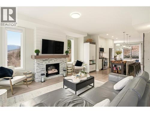 1176 Black Mountain Drive, Kelowna, BC 