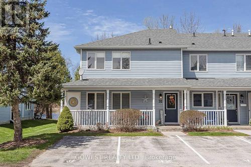 32 VALLEYMEDE COURT  Collingwood, ON L9Y 5E4