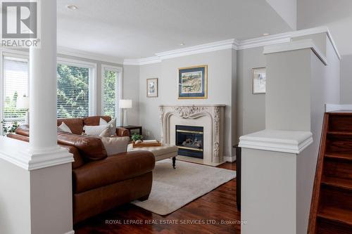2261 Grouse Lane, Oakville, ON 