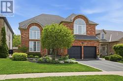 156 VALMONT STREET Hamilton, ON L9G 4Z9