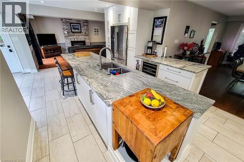 Kitchen - 29 Woodside Square, Fonthill, ON - Indoor With Fireplace