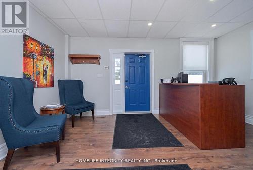 25 Berczy Street, Barrie, ON 