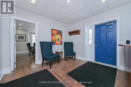 25 Berczy Street, Barrie, ON 