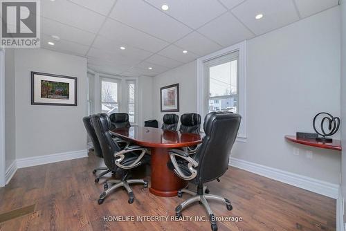 25 Berczy Street, Barrie, ON 