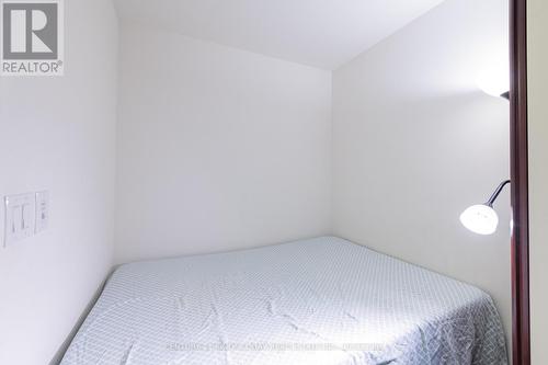 1708 - 1 Bloor Street E, Toronto, ON 