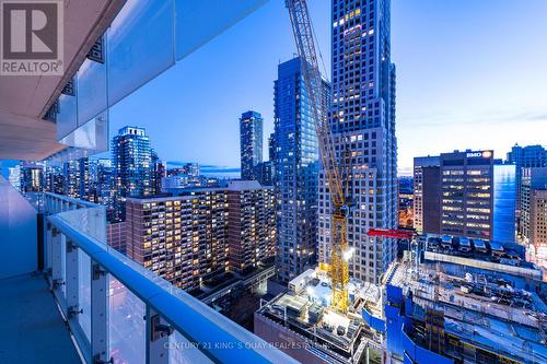 1708 - 1 Bloor Street E, Toronto, ON 