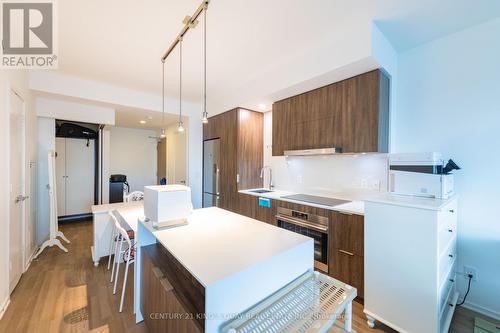 1708 - 1 Bloor Street E, Toronto, ON 