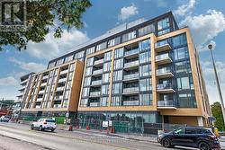 402 - 6 CHARTWELL ROAD Toronto, ON M8Z 0H2