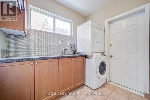 4369 Spinningdale Court, Mississauga, ON 