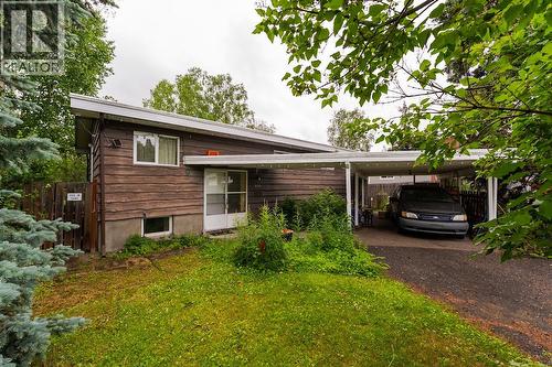 298 N LYON STREET  Prince George, BC V2M 3G1
