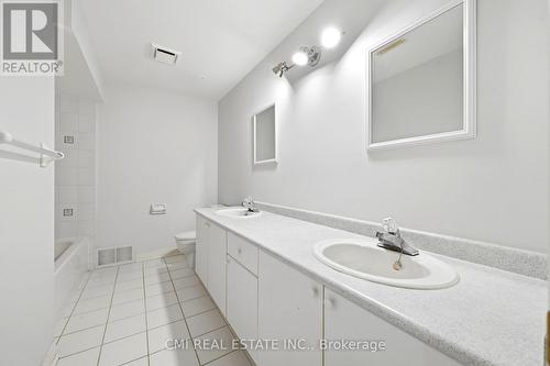 15 Treegrove Circle, Aurora, ON 