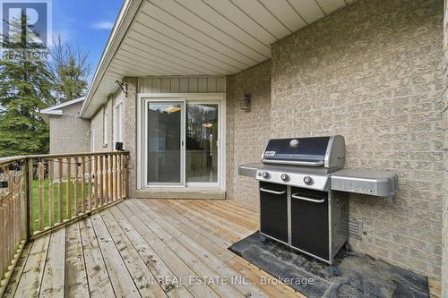 15 Treegrove Circle, Aurora, ON 