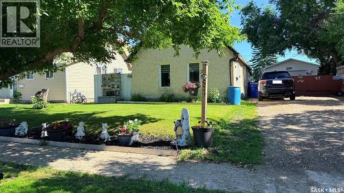 417 3rd STREET  Estevan, SK S4A 0P1