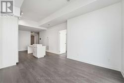 Living/Kitchen - 